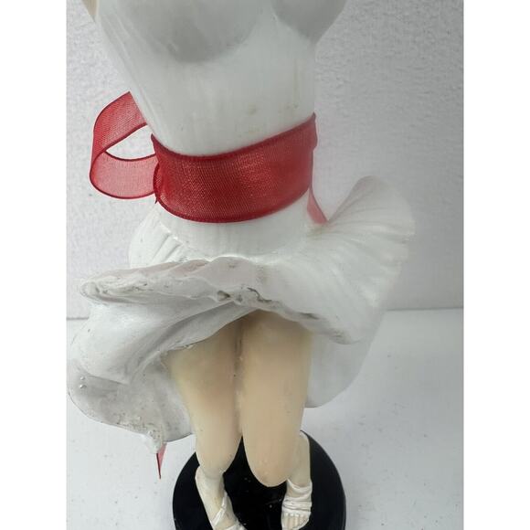 Marilyn‎ Monroe Necklace/Jewelry Hanger White Dress Iconic some issues - Picture 3 of 5